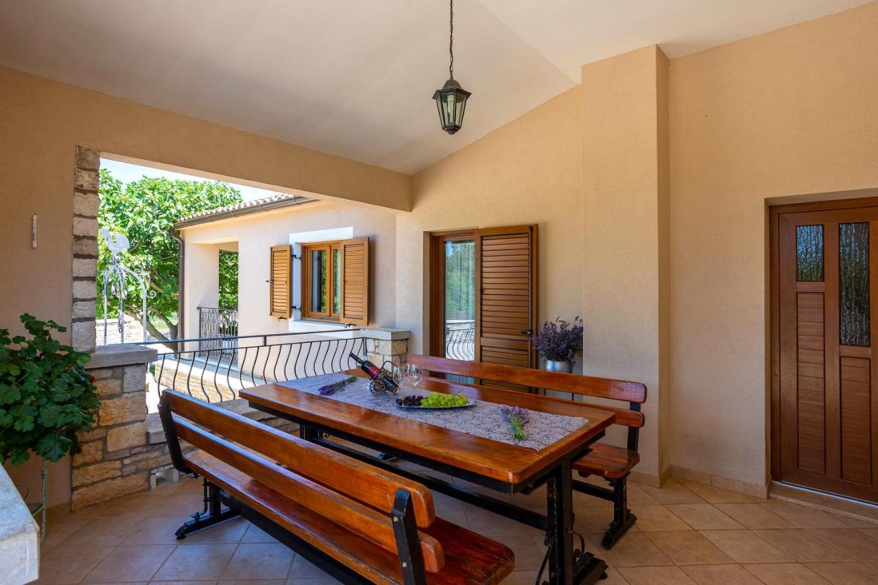Villa Krizanci Žminj Extérieur photo