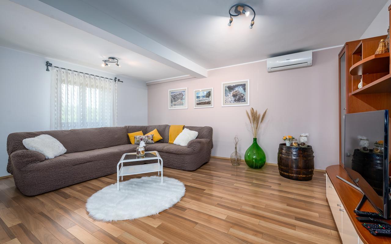 Villa Krizanci Žminj Extérieur photo